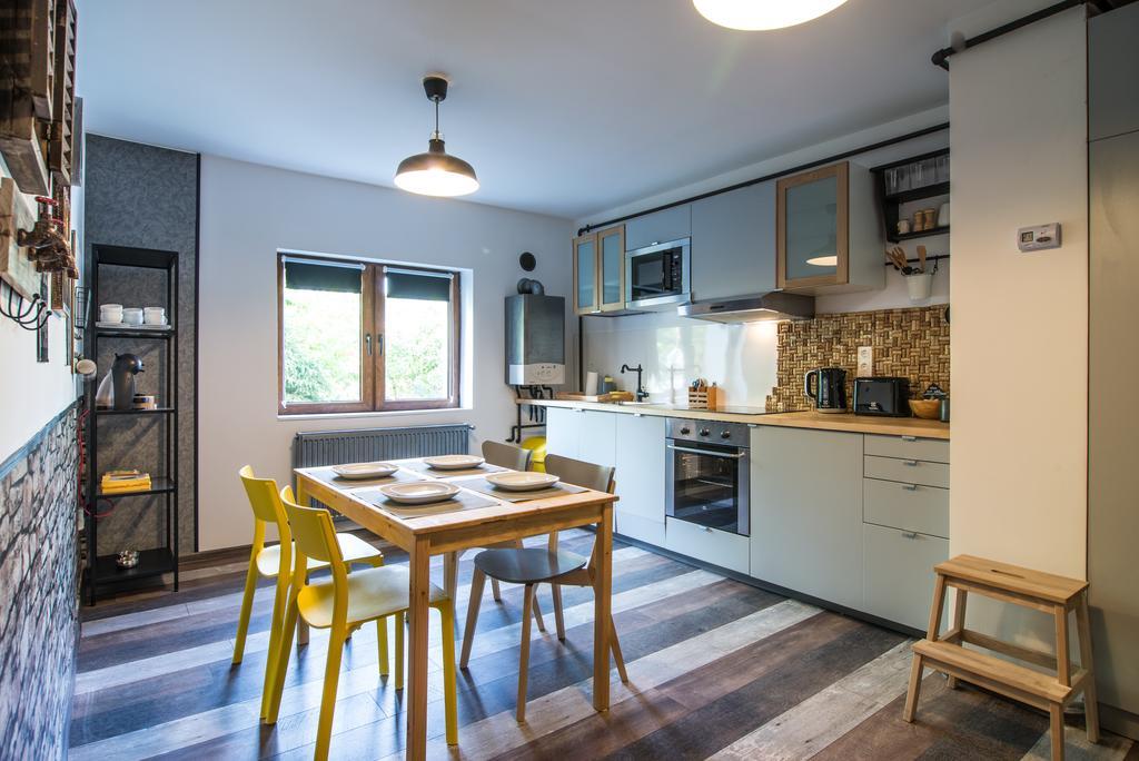Rent In Căn hộ *